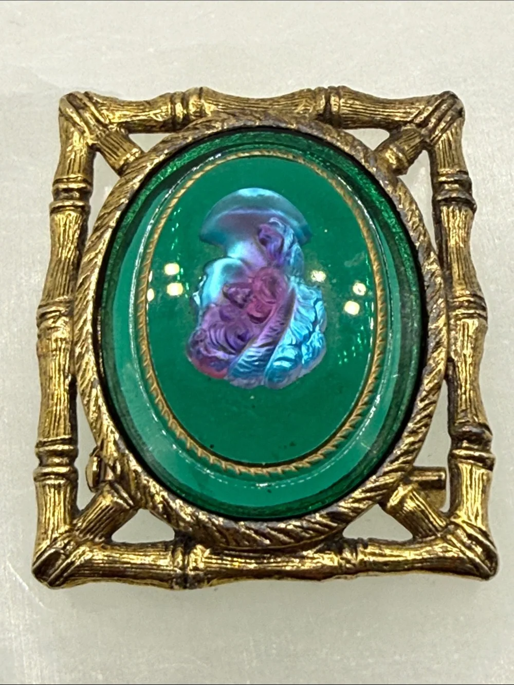 Vintage Green Glass Cameo Brooch with Gold Frame intaglio pin
